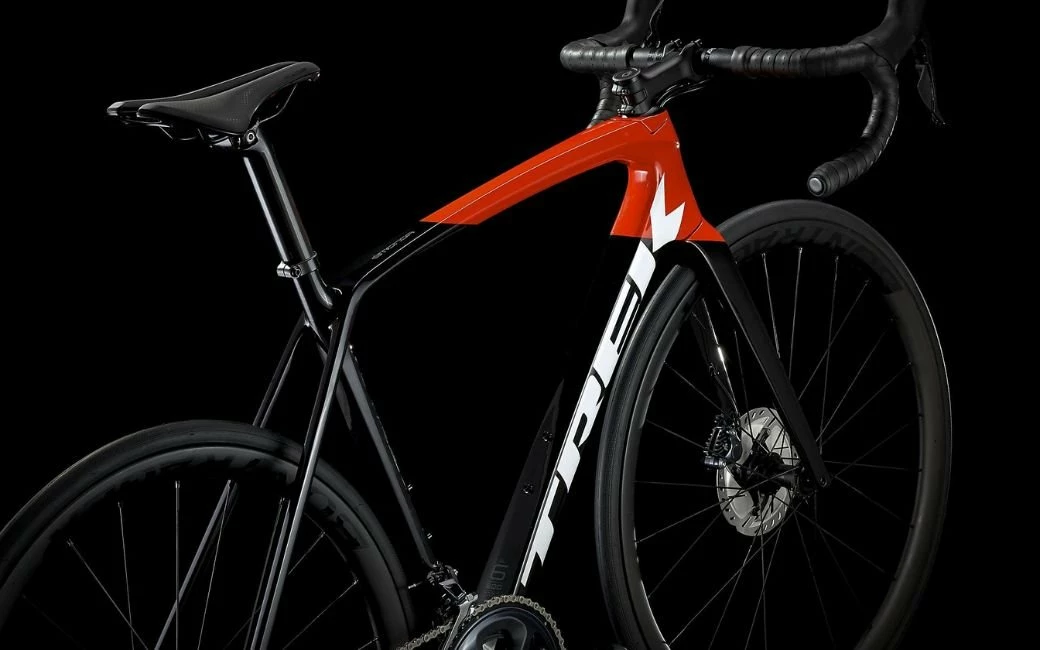 Vélo De Route Trek Emonda SL6 Disque Pro Noir/Rouge - 2022 5 Vélo De Route Trek Emonda SL6 Disque Pro Noir/Rouge - 2022 – Image 3