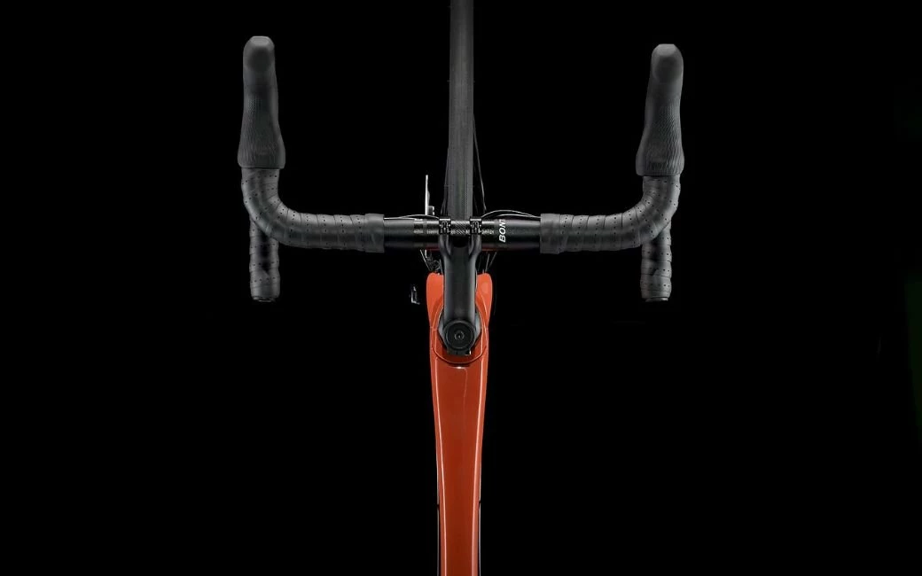 Vélo De Route Trek Emonda SL6 Disque Pro Noir/Rouge - 2022 8 Vélo De Route Trek Emonda SL6 Disque Pro Noir/Rouge - 2022 – Image 6